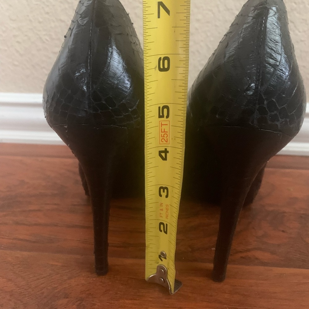 Ralph Lauren heels - Picture 5 of 5